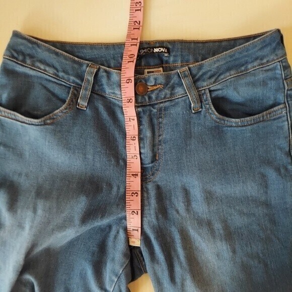 Fashion Nova jeans light wash skinny stretch Sz 29 - Picture 9 of 10